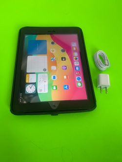 Apple iPad 6th Generation – 32 GB – 9.7” Retina Display – Excellent Condition