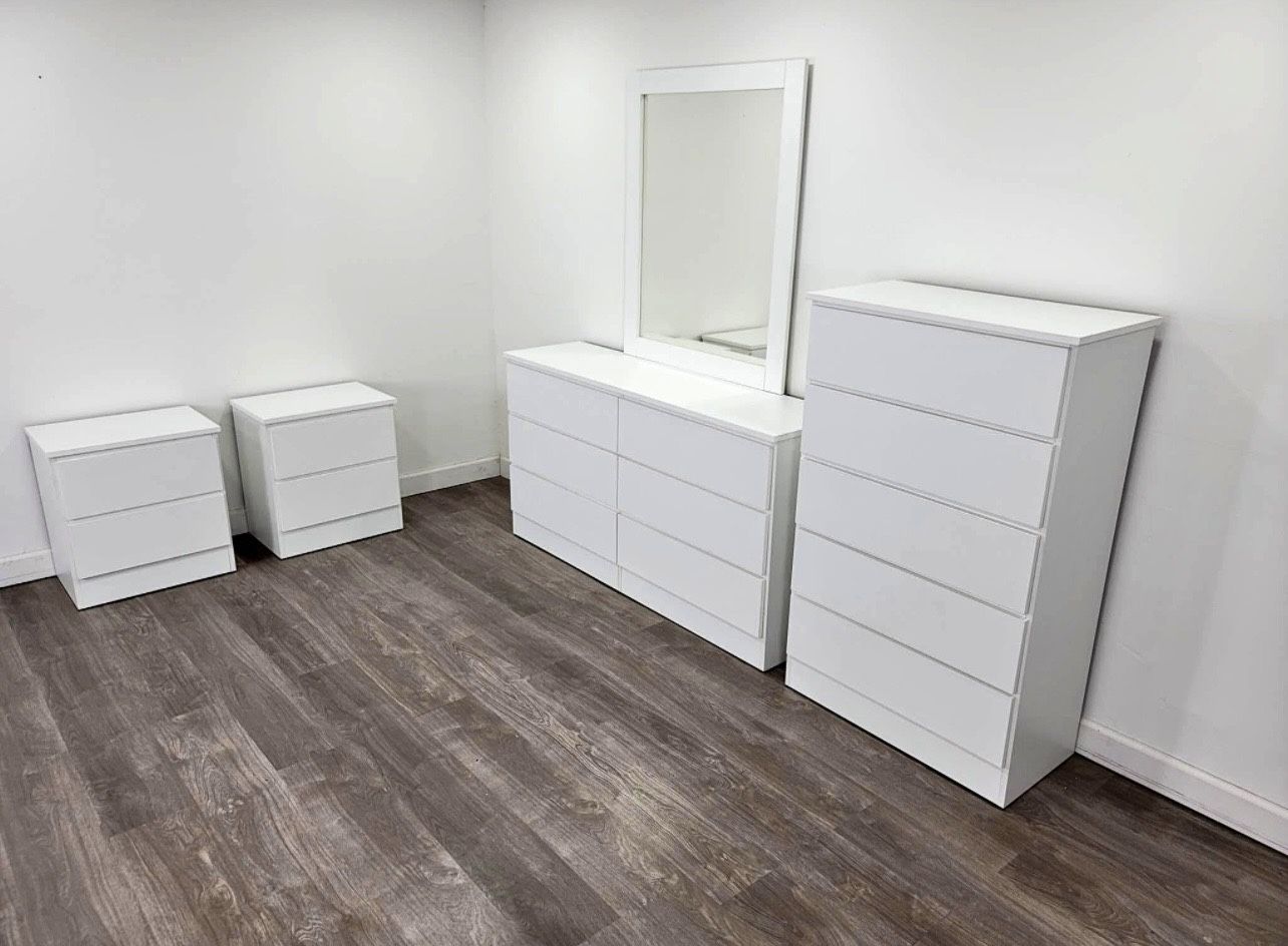 Dresser Whit Mirror, Chest And 2 Nightstands - Cómoda Con Espejo, Gavetero Y 2 Mesitas De Noche