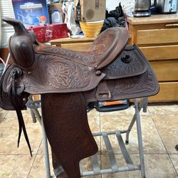 Wofford Western Saddle