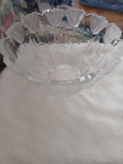 Large mikasa crystal tulip bowl