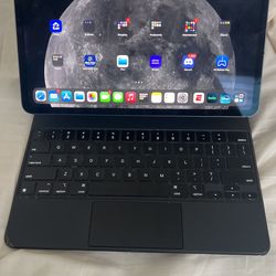iPad Pro 12.9-in 5th Gen