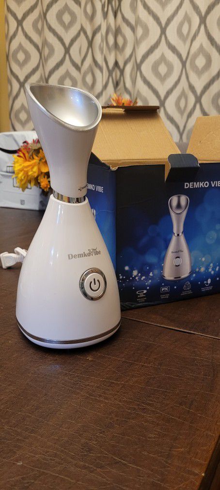 Facial Steamer. Brand New. Great Christmas Gift 