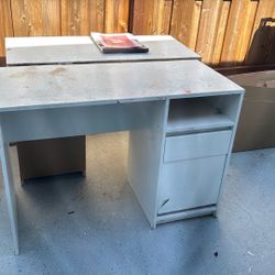  Free Kids Desk