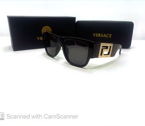 New VE Men Square Black