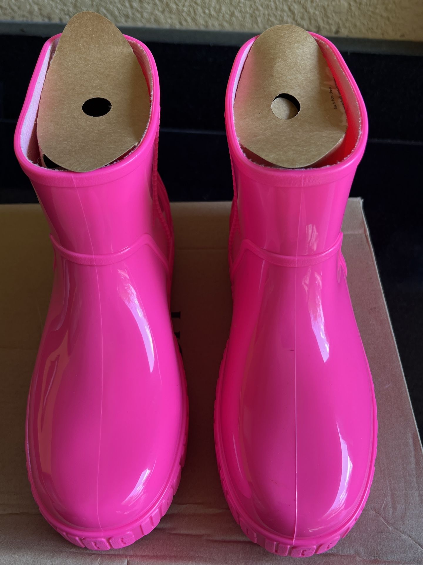 Ugg Drizlita rain boots