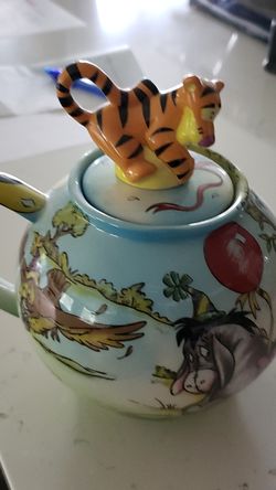 Disney Showcase Edition Teapot