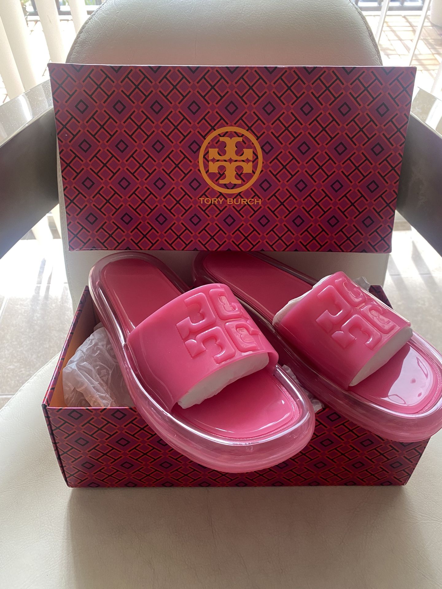 Tory Burch-Pink Bubble Jelly Sandals
