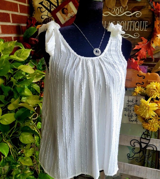 Entro Sleeveless Summer Blouse