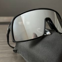 New Oakleys  Box, Pouch Cloth All Included