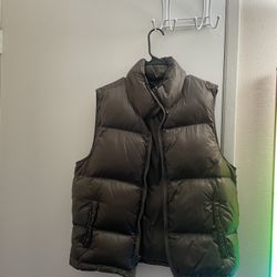 PACSUN PUFFER VEST