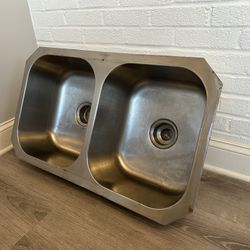 Undermount Stainless Steel Double Sink