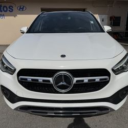 2022 Mercedes Benz Gla 250 4MATIC Loaded