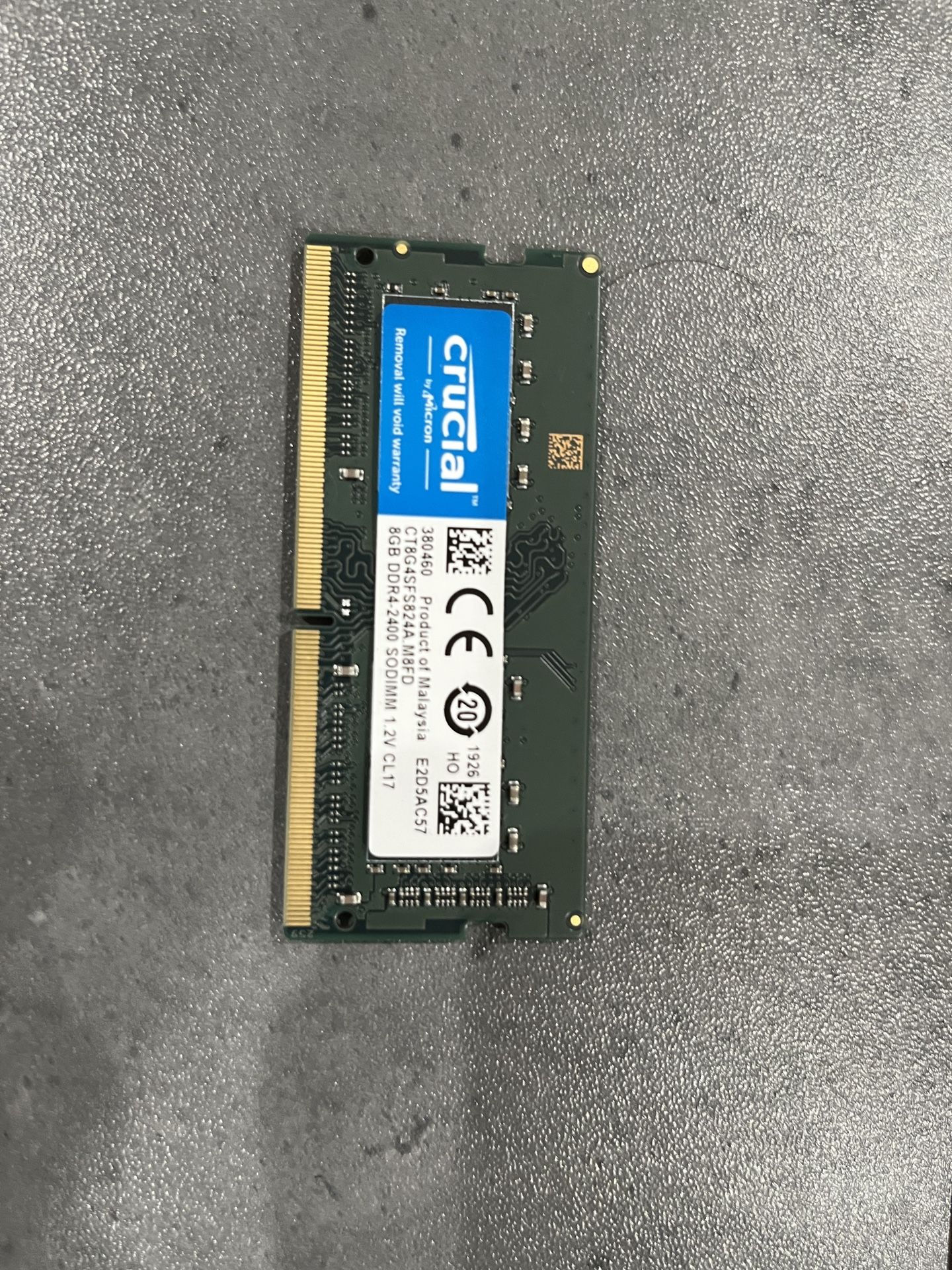 8 Gb Crucial DDR4-2400 SODIMM