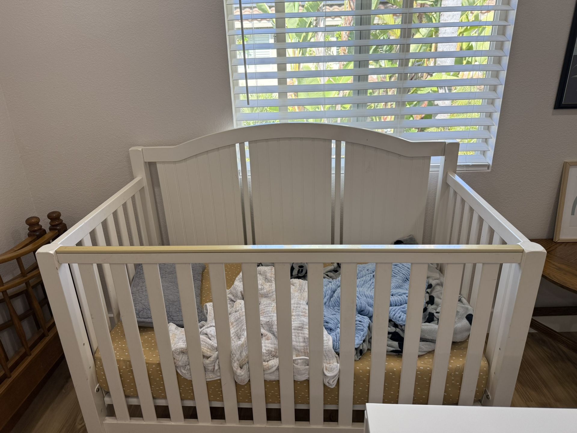 Pottery Barn Catalina Crib And Changing Table Mattress Included