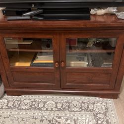 tv cabinet