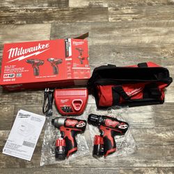 MILWAUKEE M12. 2 TOOL COMBO KIT DRILL / IMPACT DRIVER 