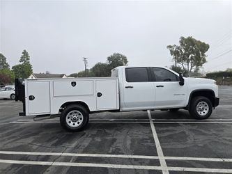 2021 Chevrolet 3500 work Utility 6.6L Duramax,power lift gate,