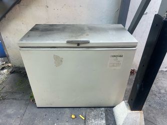 Deep freezer