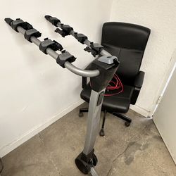 Yakima Ridge Back Tilt Away Bike Rack for 4 bikes