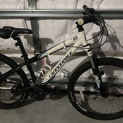 Cannondale F8 bicycle, Mountain Bike 