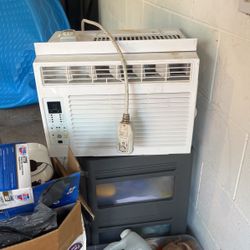 Window Ac Unit For SALE 