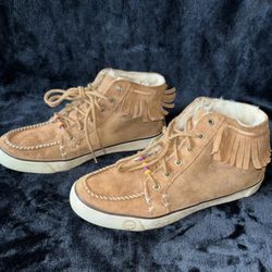 UGG Ariani Women’s Chestnut Suede Fringe Sneakers – Size 8.5