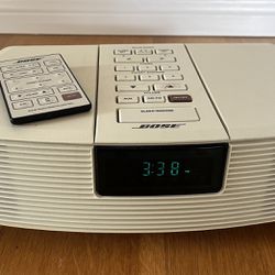 Bose Wave Radio With Remote