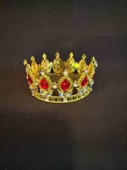 Gold Tone Tiara with Red and Clear Rhinestones
