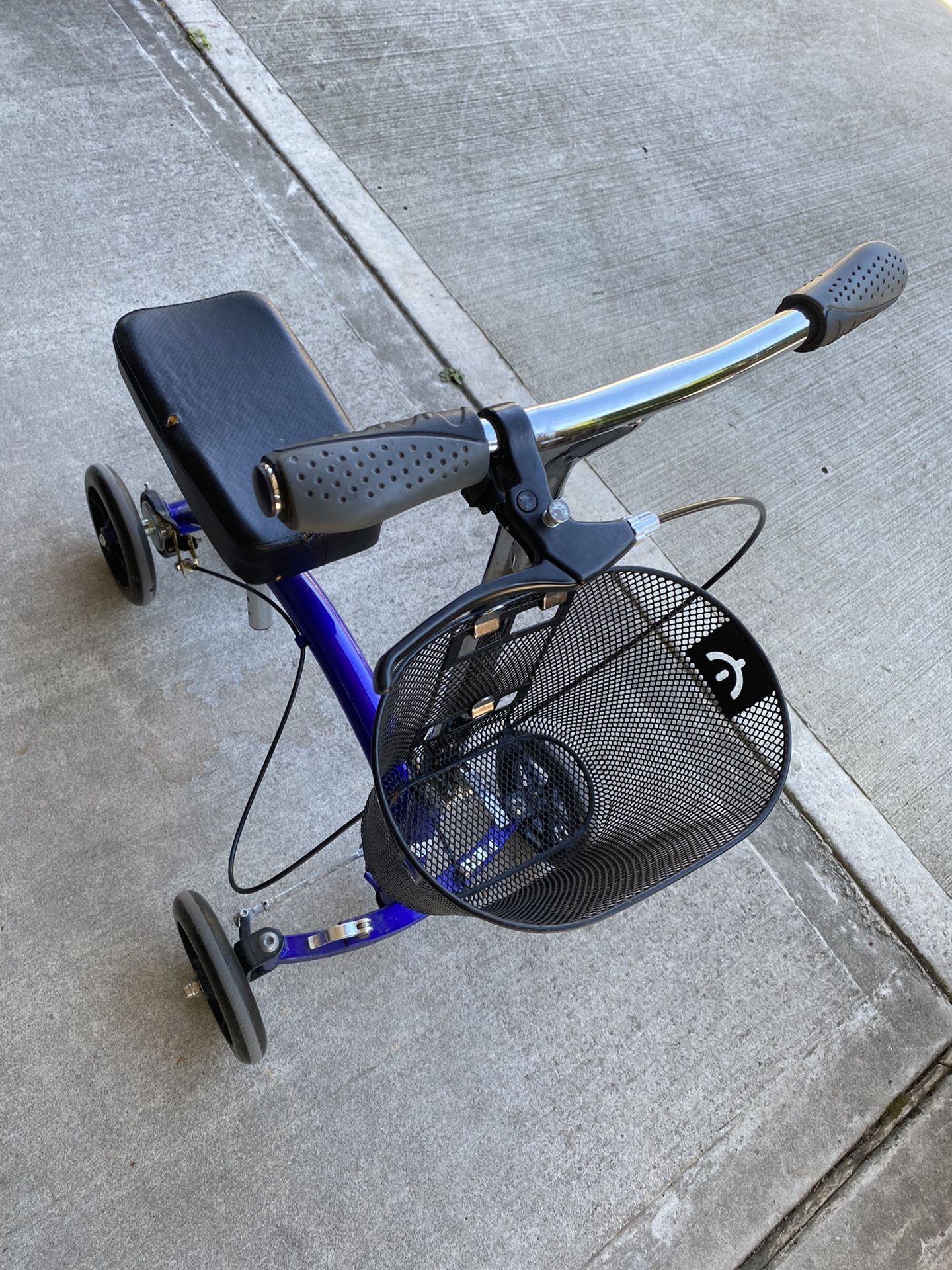 Knee Scooter 