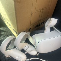 Oculus “Meta” Quest 2