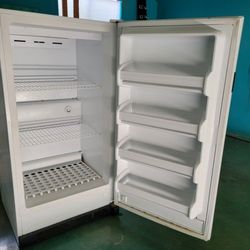 Frigidaire Freezer