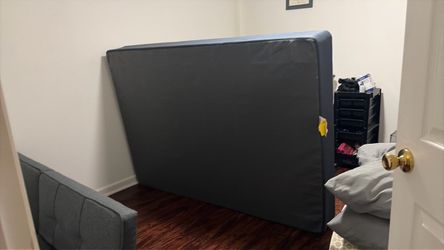 Queen size box spring