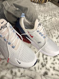 Nike Air Max 270 Sneakers