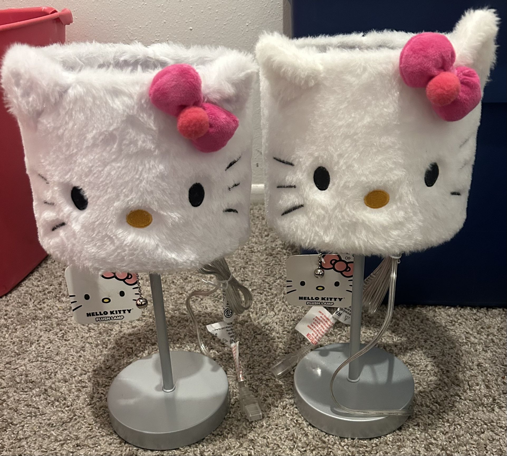 Hello Kitty Laps 