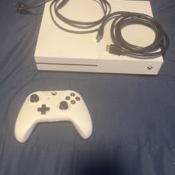 Xbox One S + Games