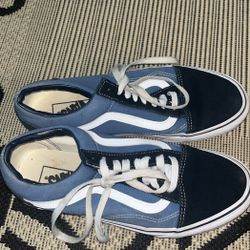 Vans old skool navy size 8.5 men 