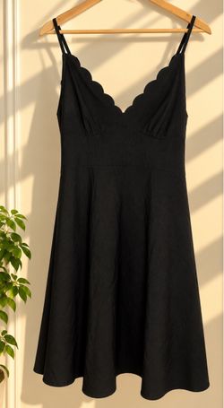 Black Scalloped Neckline Mini Dress Spaghetti Strap A-Line Y2K Romantic
