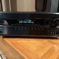 Onkyo HT-RC160 HDMi AV Receiver (Excellent Condition)  