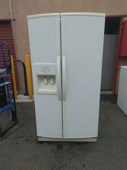 Refrigerador MARCA WHIPORL medidas 35 de ancho 70 de alto 3 meses de Garantía delivey