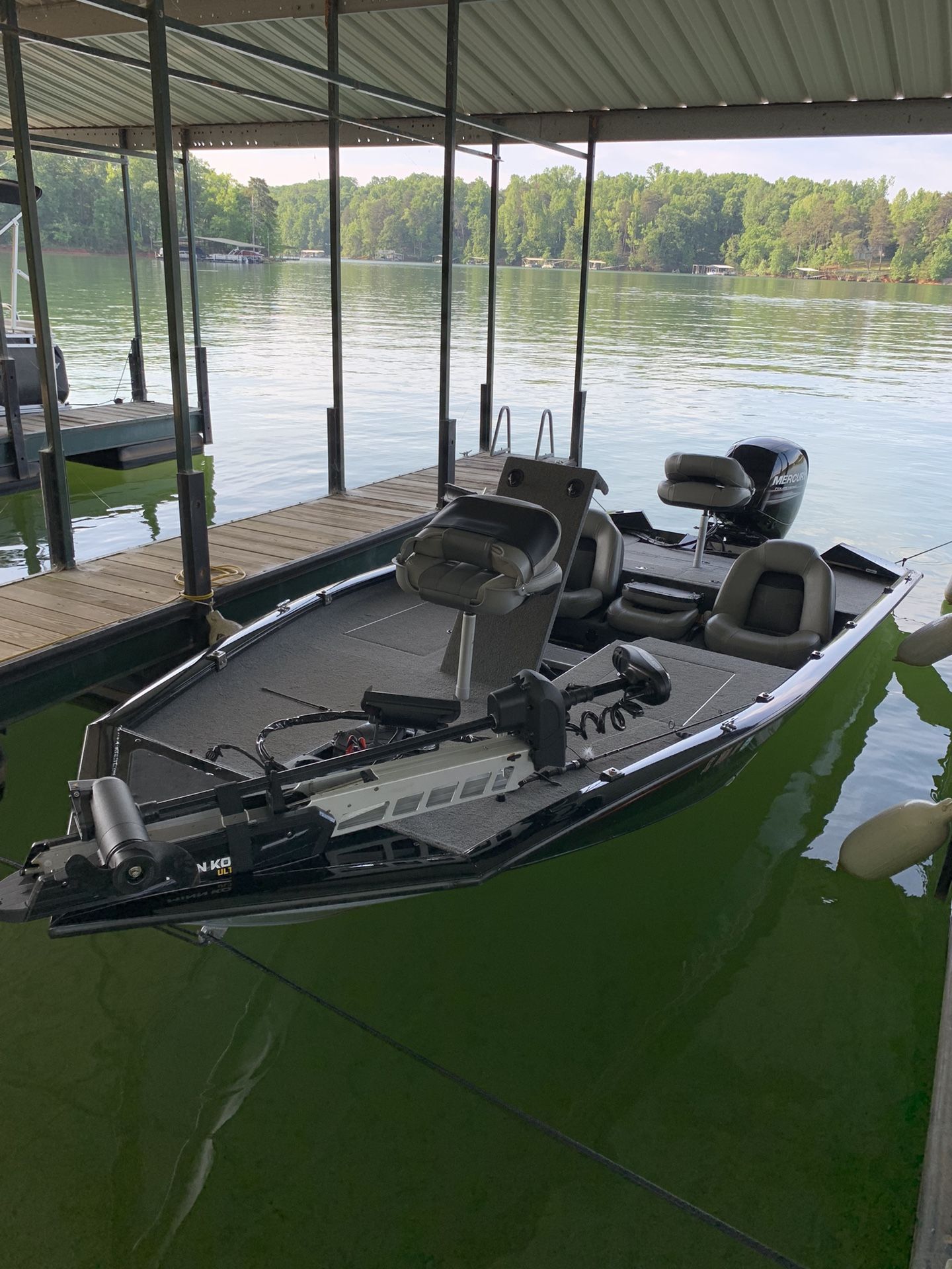 2018 Bass tracker Pro team 195 txw