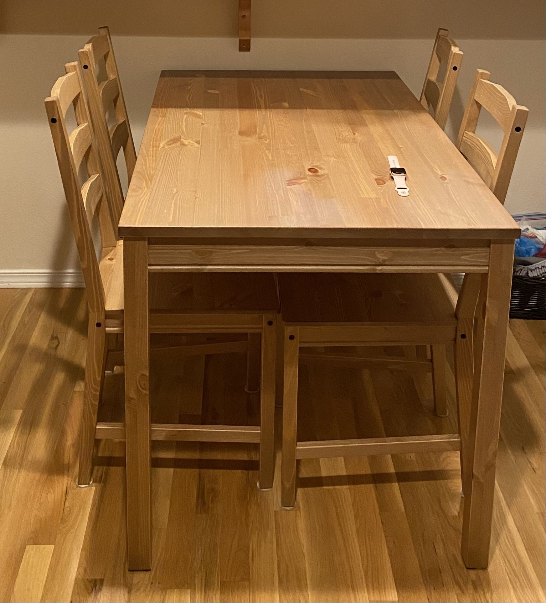 IKEA Dining Table With Four Chairs And Four Seat Cushion