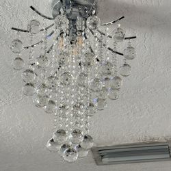 Chandelier And 2 Crystal Clear Lamps 