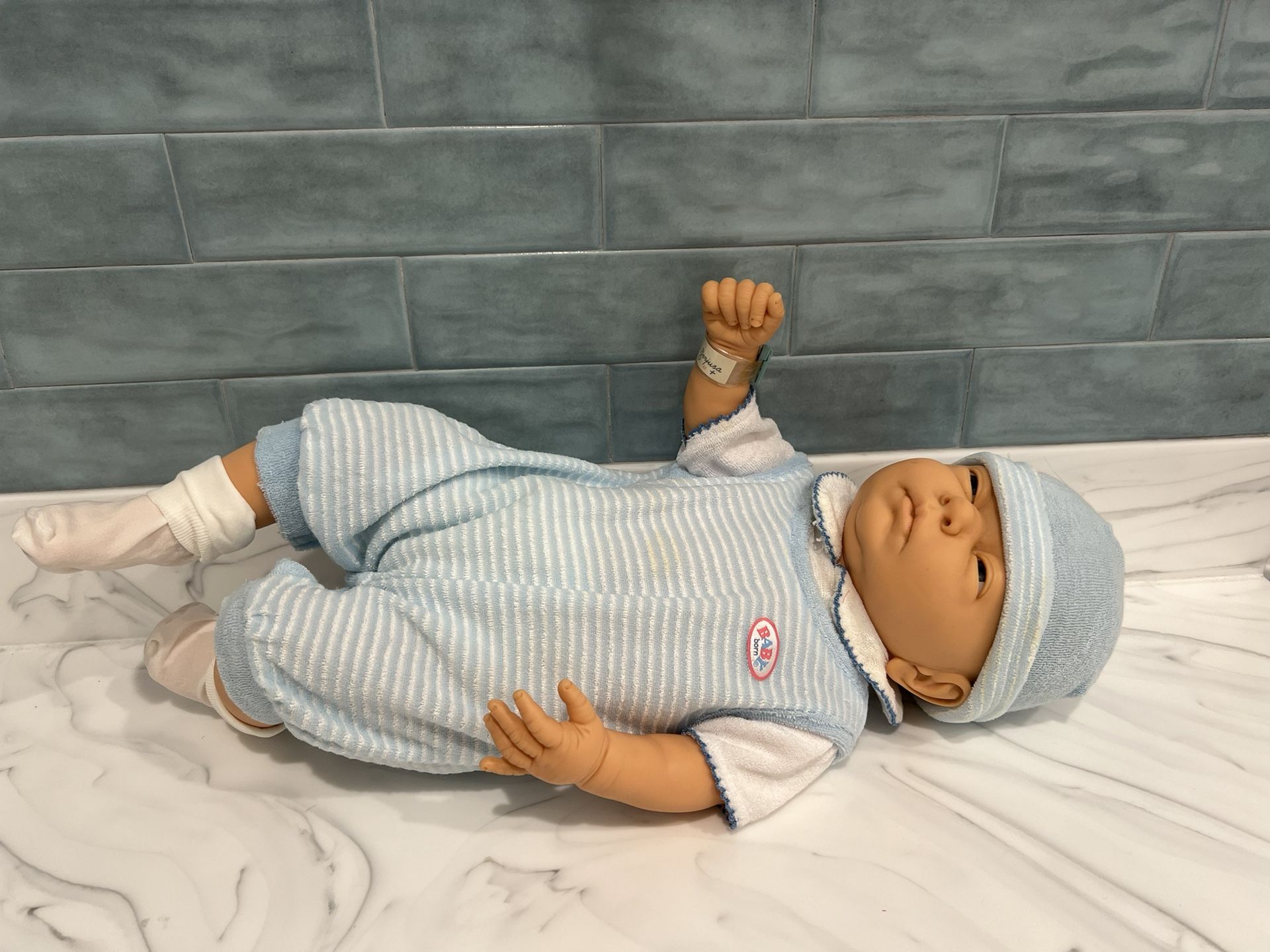 Vintage (1985) Berjusa anatomically correct vinyl baby boy doll