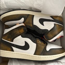 Size 11.5 [DQ8417-071] Mens Air Jordan Retro 1 Mid SE 'Orange Wear Away