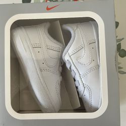 Infant Air Force 1s