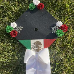 Graduation Cap Topper