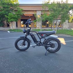 Black Fat Tire Electric Bike 