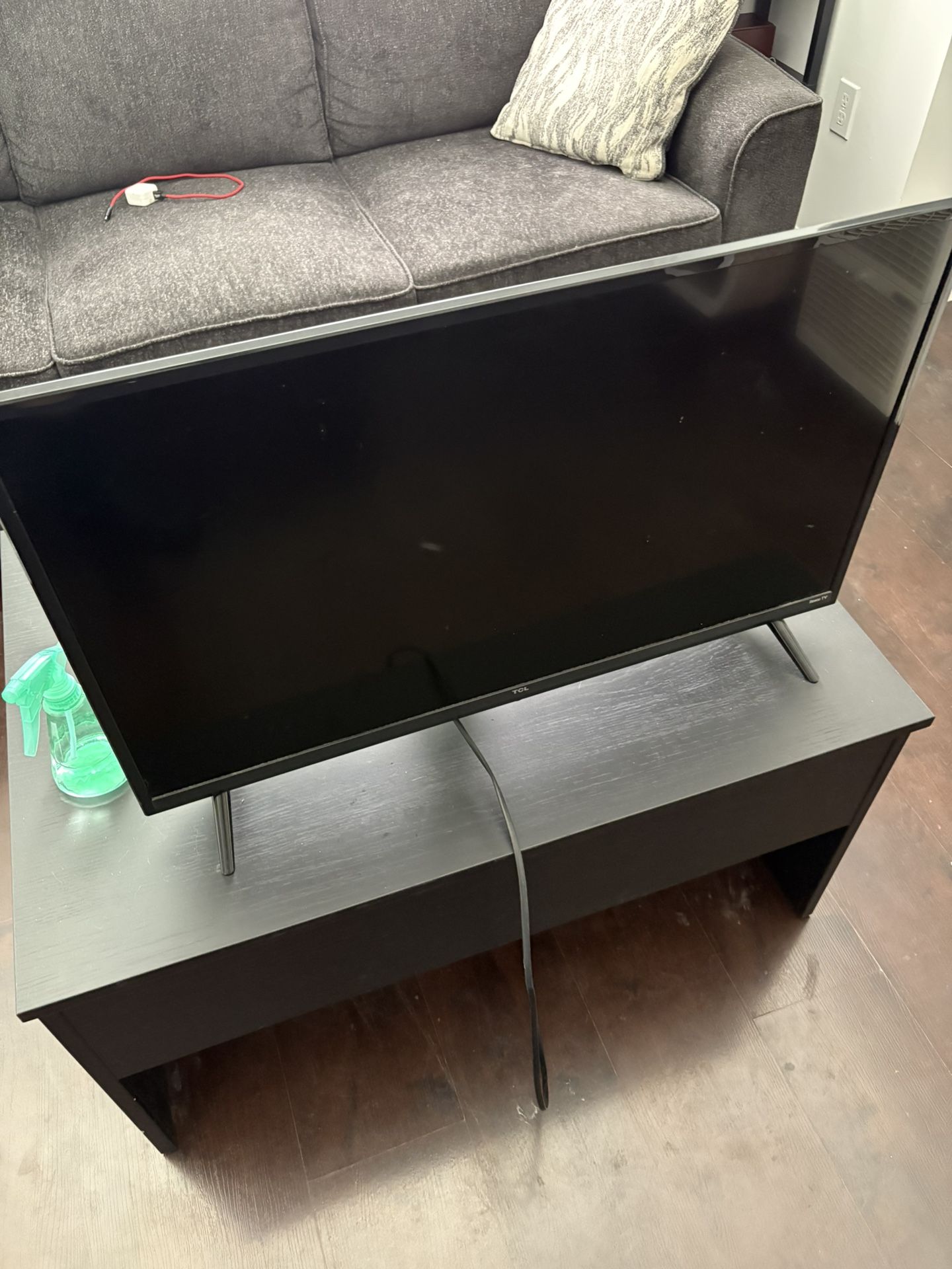 TCL 32”