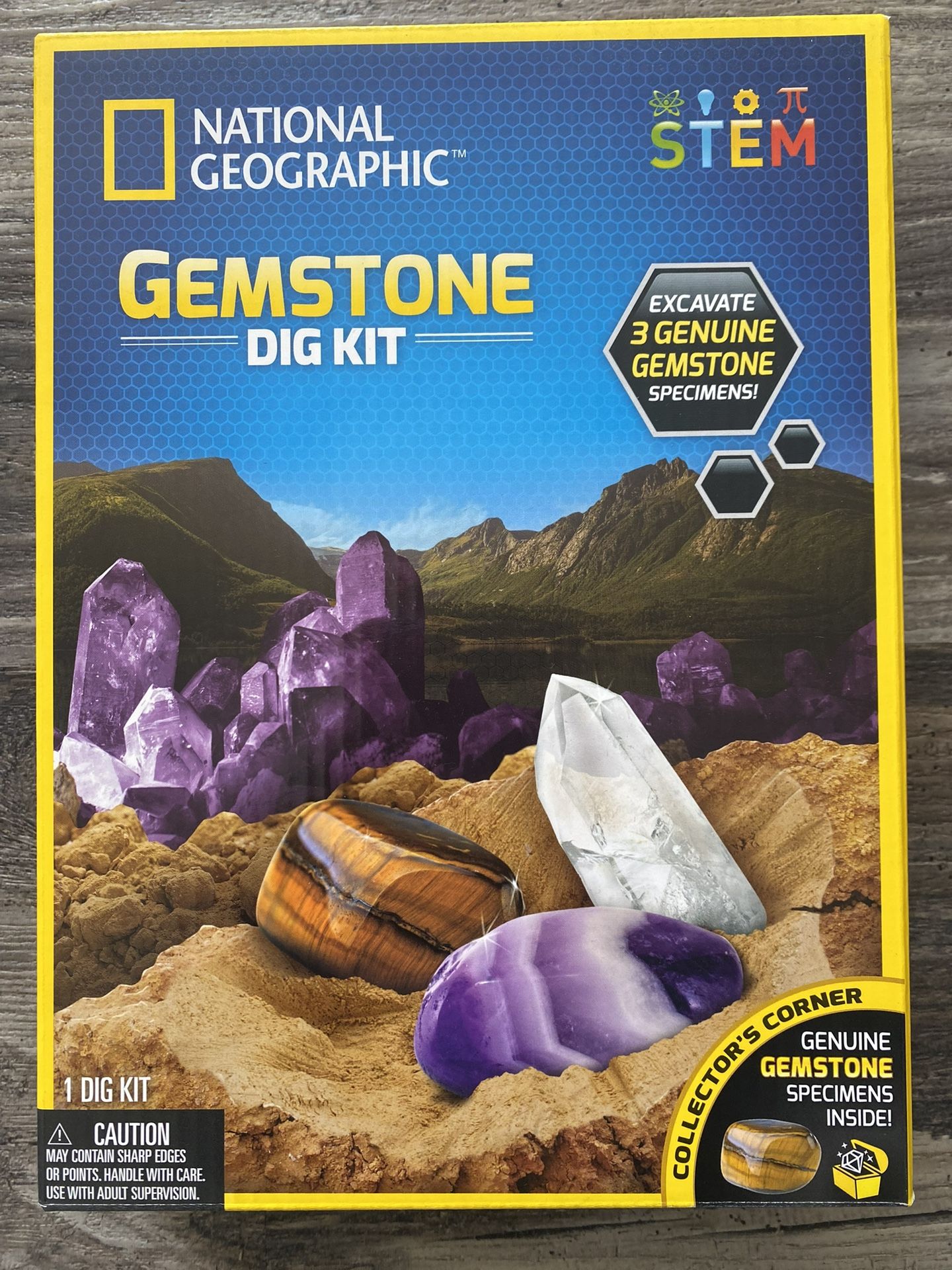 New. National Geographic Gemstone Dig Kit