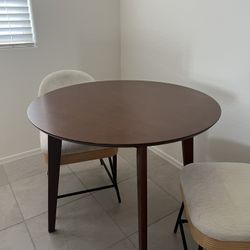 Round Dinning Table